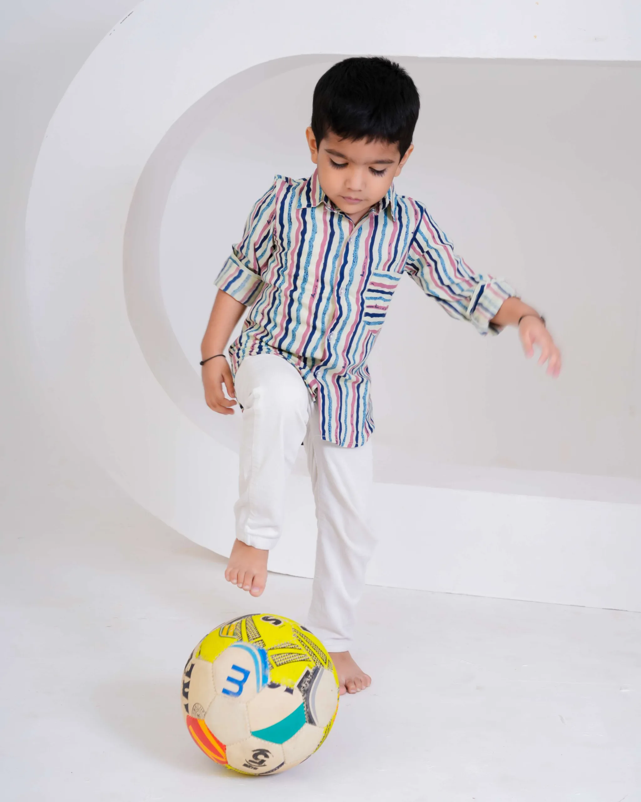 Playful Lines Shirt - Image 9